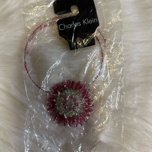 Jewelry - 🧡10/$10 Pink Beaded Necklace